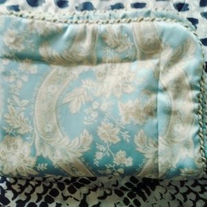 Monmartre Beautiful Pillow Case.